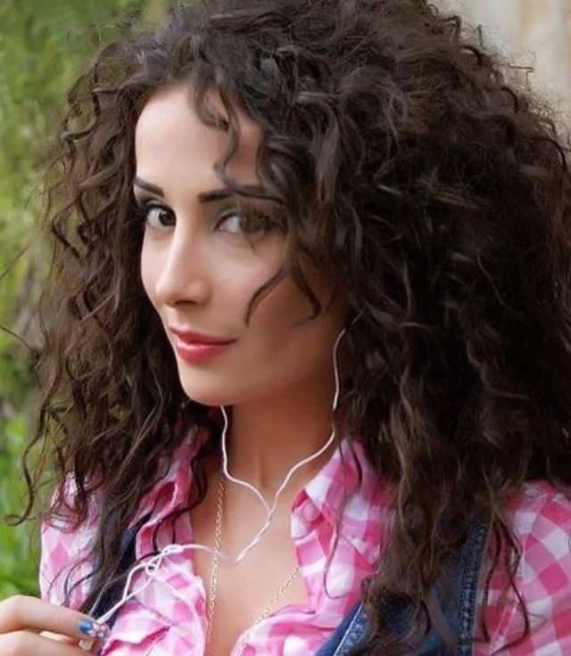 بالفيديو - كنده حنا بــ 