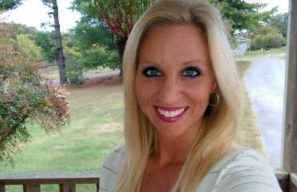 موظفة في مدرسة تغتصب طالباً... وهذا ما فعلته به لأشهر عدة!