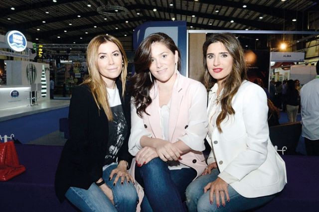 هيام فاضل مع ساندرا ونجلا رامي