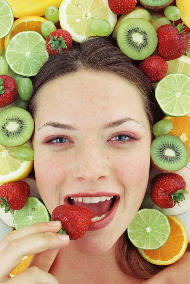 لبشرة مشرقة اكتشفي الغذاء الصحيح