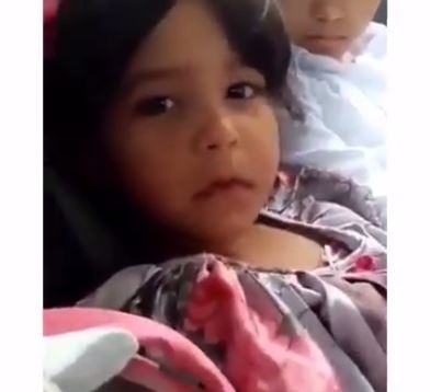 بالفيديو - في السعودية.. سيدة تحرق قلب طفلة والسلطات تبحث عنها لمعاقبتها!!