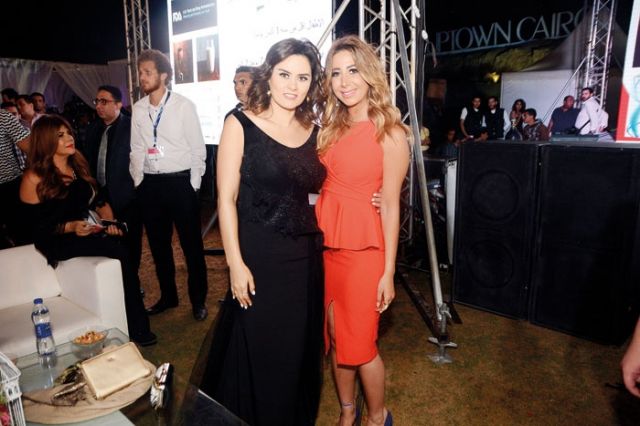 مهرجان الزفاف يكرّم فريال يوسف وحنان مطاوع ورشا مهدي