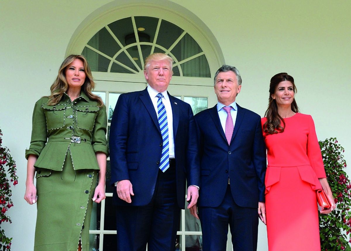 ميلانيا ترامب تنافس بأناقتها جوليانا عواضة ذات الأصول العربية!