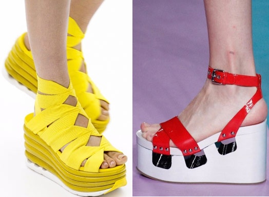 الصنادل المسطحة موضة هذا الموسم... شاهديها بالصور