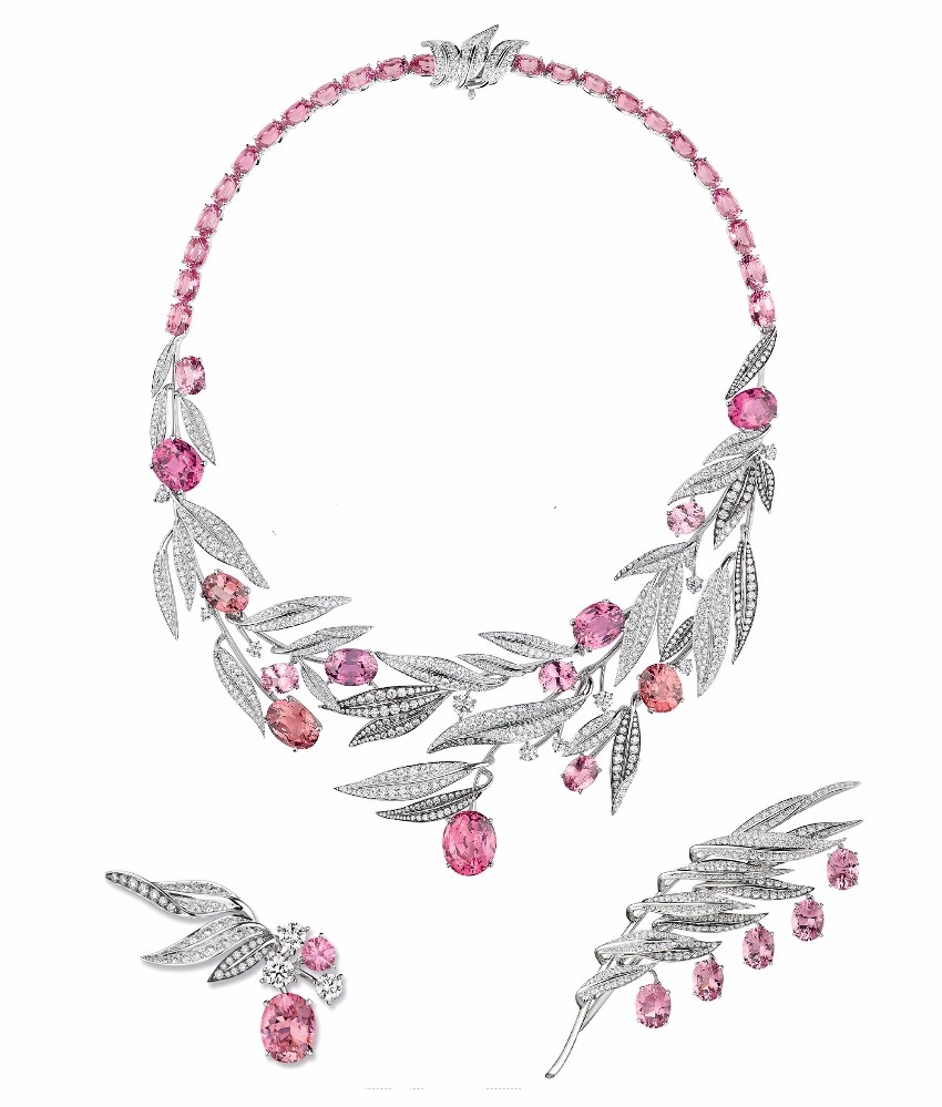 ويبقى الألماس اللغة الأجمل