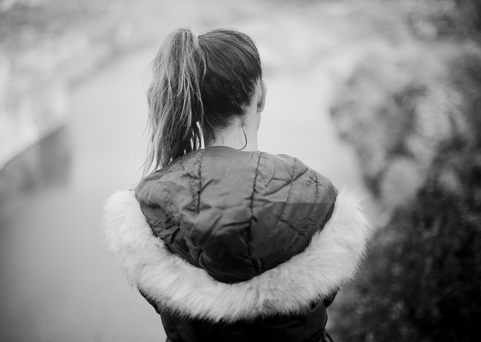 صورة مخيفة - أخرجت جثّة جدها من قبره... وما فعلته معها يفوق كلّ توقعاتكم