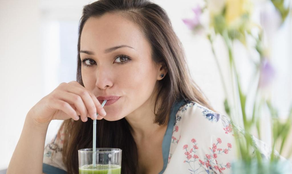 خسرت 35 كيلو بفضل هذا المشروب السحري... شاهدوا كيف كانت وكيف أصبحت