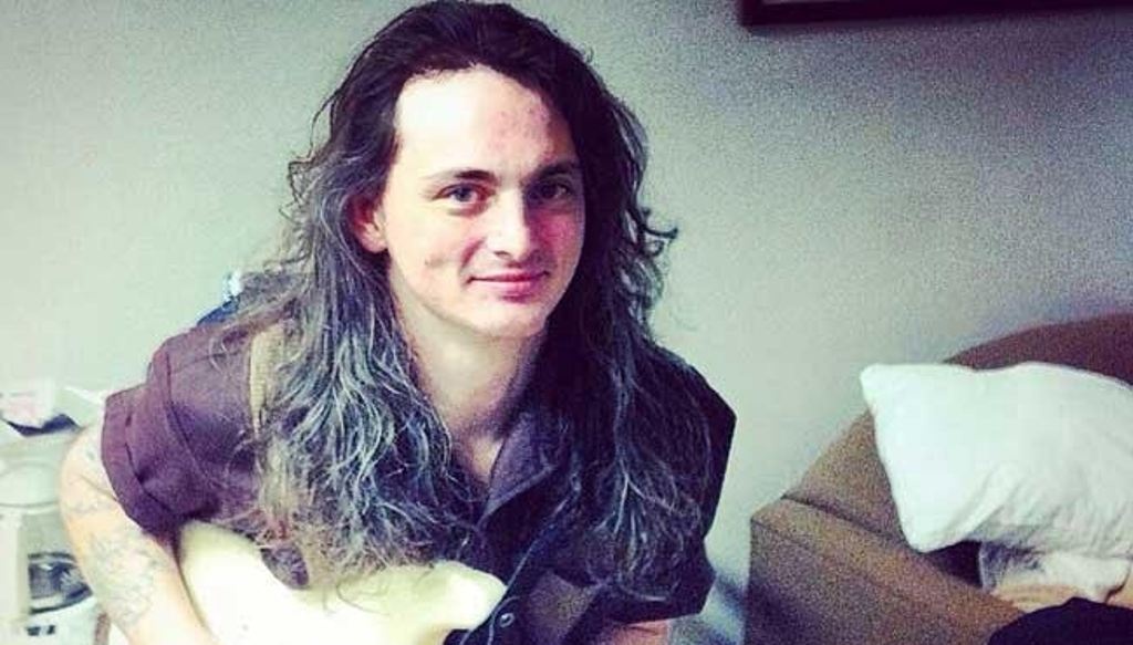 لأصحاب القلوب القوية - موسيقار أميركي يحرق نفسه مباشرة على «فايسبوك»... مروّع!