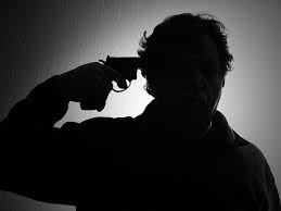 بالصور - من هو النجم المصري الذي انتحر بسبب فقره؟!