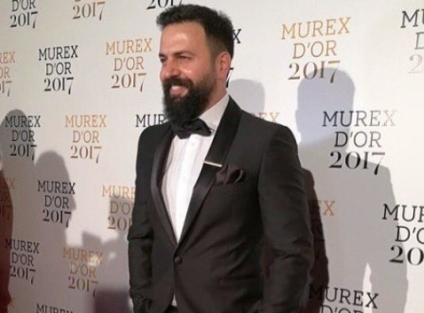 بالصورة - حوار طريف بين تيم حسن ومذيع لبناني: هذا تأثير زواجك على زوجتي!!