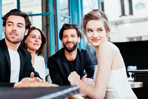 عطر يعكس الأناقة الباريسية Mademoiselle Rochas Eau de Parfum