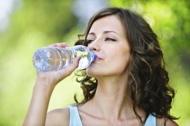 هل تشربون المياه الغازية لتخسروا الوزن؟ ستتوقّفون عن ذلك إذا قرأتم هذه الدراسة