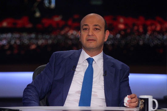 بالفيديو - عمرو أديب ينفعل على الهواء: 