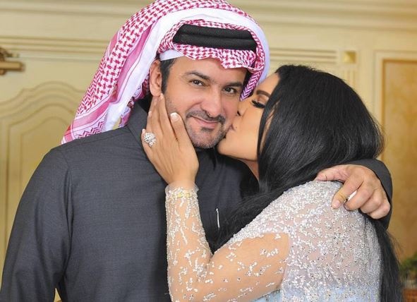 بالفيديو - أحلام تتلقى هدية ثمينة ومميزة من زوجها.. شاهدوا دهشتها ورد فعلها!