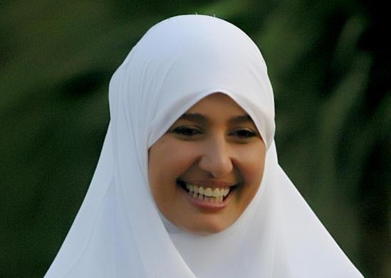 بالصور - أول ظهور لابنة الفنانة المعتزلة حلا شيحا.. شاهدوا جمالها!