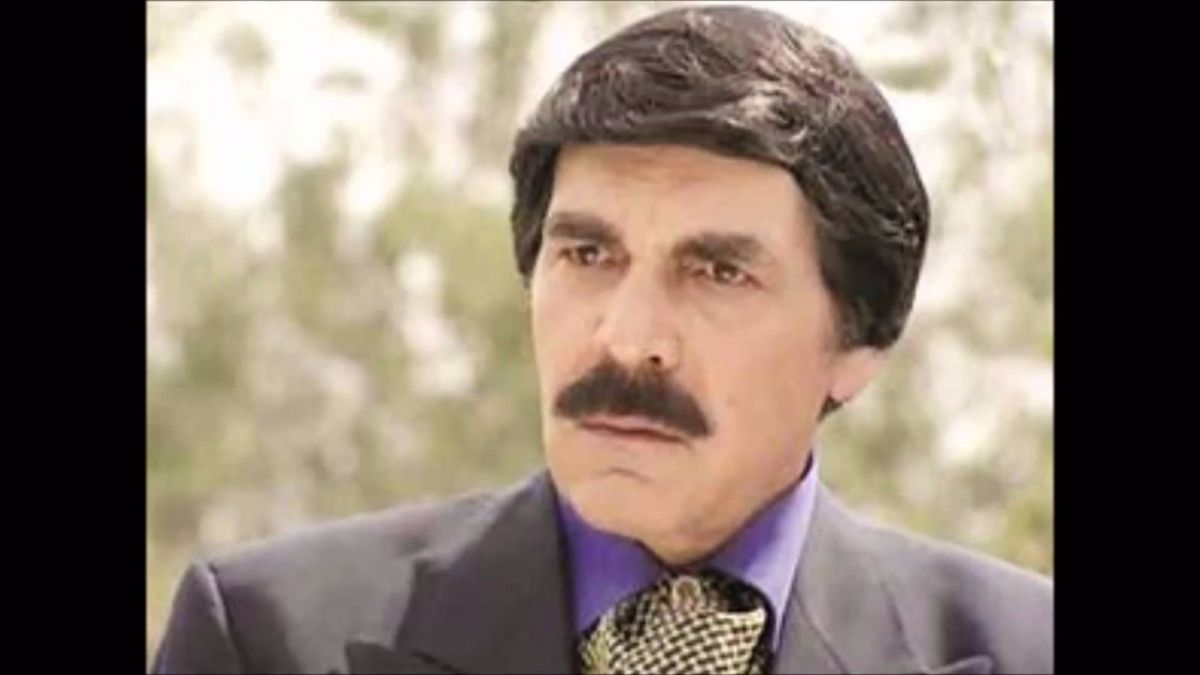 بالصور - شاهدوا ياسر العظمة للمرة الأولى بلا الشعر المستعار!