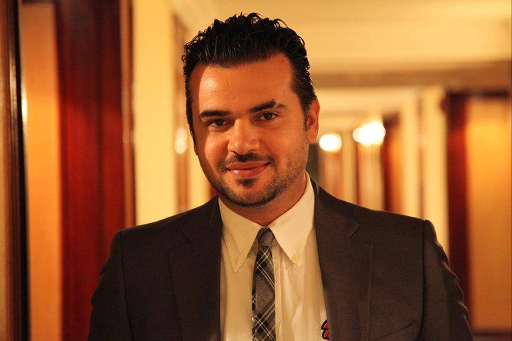 شتائم متبادلة بين ساموزين ونجم مصري.. ماذا حدث؟