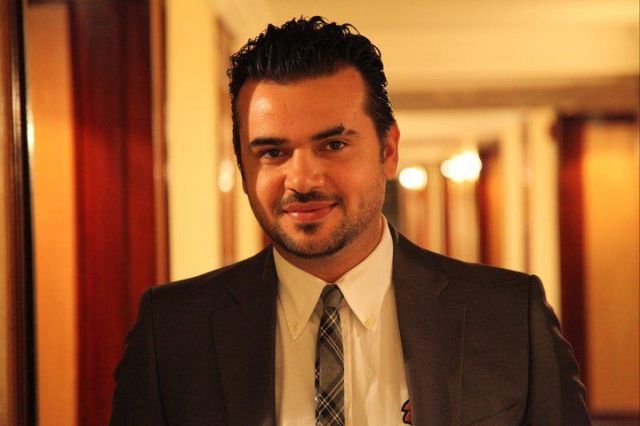 شتائم متبادلة بين ساموزين ونجم مصري.. ماذا حدث؟