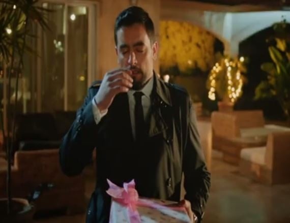 بالفيديو - هاني سلامة يشعل مواقع التواصل بمرضه.. شاهدوا كيف أصيب بنوبة صرع!؟