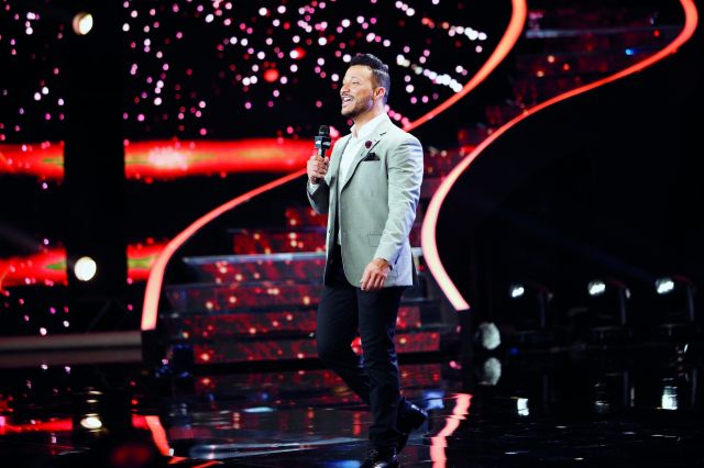 وائل منصور: سأقدم برنامج كوميدي في رمضان... برامج الممثلين الإذاعية تنطفئ بسرعة!