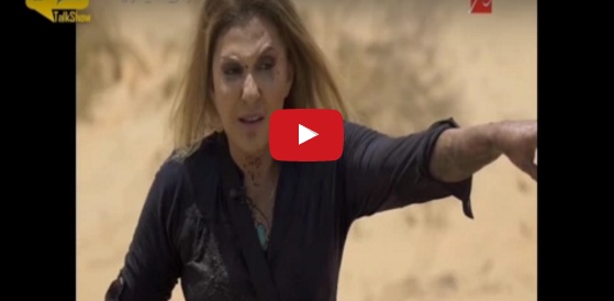 بالفيديو - نادية الجندي تدخل في حالة هستيريا مع رامز جلال!