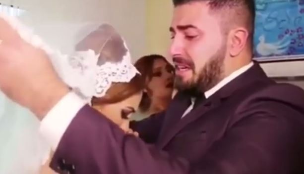 بالفيديو - شاب تتزوج شقيقته يشعل 