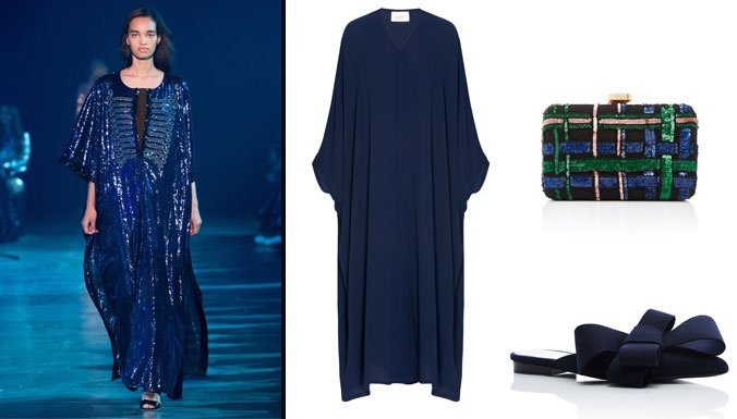 بالصور- أجمل عباءة باللون الأزرق النيلي