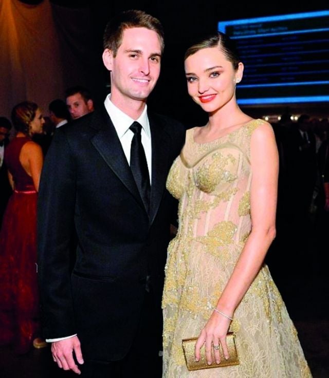 زواج ميراندا كير وإيفان سبيغل