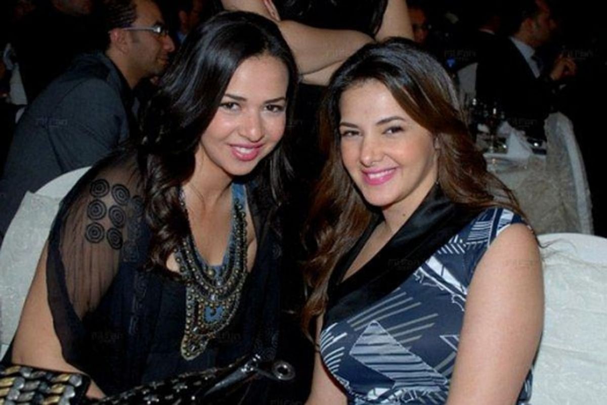 فيديو نادر - شاهدوا كيف كانت دنيا وإيمي سمير غانم تغنيان في طفولتهما... مَن الأكثر جرأة؟