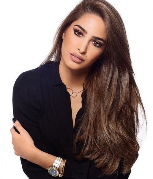 بالفيديو - خبيرة الموضة فوز الفهد تنهار بالبكاء... فما السبب؟؟