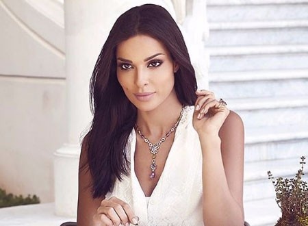 الصور الكاملة لزفاف نادين نسيب نجيم.. شاهدوا إطلالتها الملكية