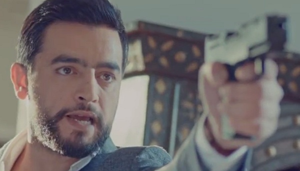 بالفيديو - شقيقة هاني سلامة تطلق النيران عليه بالخطأ!!