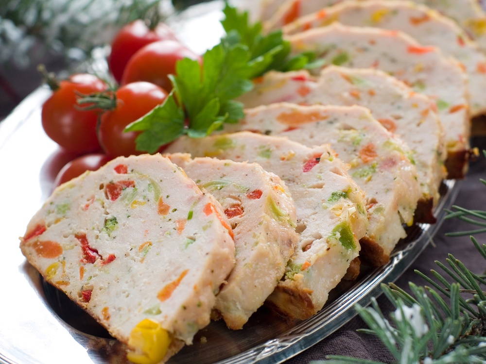 قالب الدجاج بالخضار لإفطار مميّز.. اليك الطريقة