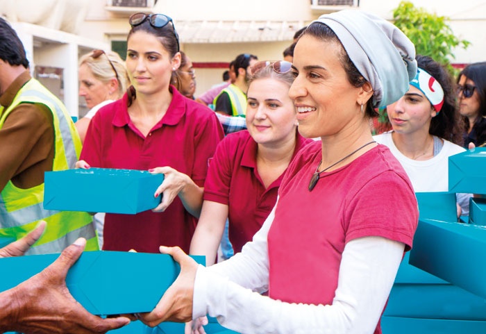 في رمضان: أطفال وشباب يبحثون عن السعادة بالأعمال التطوعية