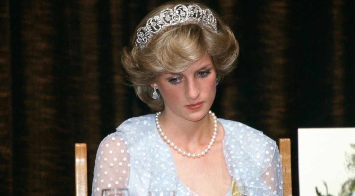تسجيلات سرية تكشف الكثير عن زواج الأميرة ديانا... تشارلز وعائلته «قساة القلوب» وهذه علاقته بمرضها الغذائي
