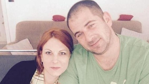 بالصور - جريمة مرعبة.. ربط زوجته بمسار قطار وقفز منتحراً!