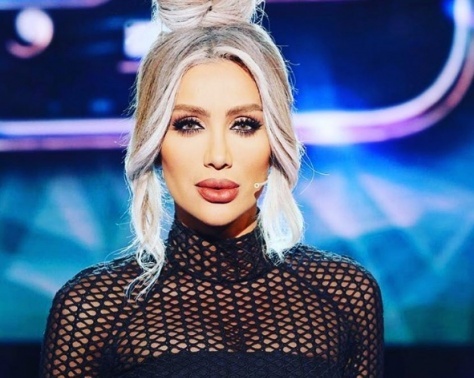 بالصورة - مايا دياب تفاجئ الجمهور بصورة من دون ماكياج.. شاهدوا كيف بدت