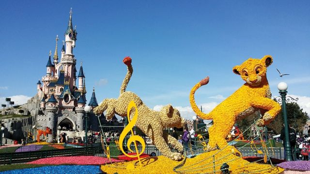 ديزني- لاند في باريس في فرنسا