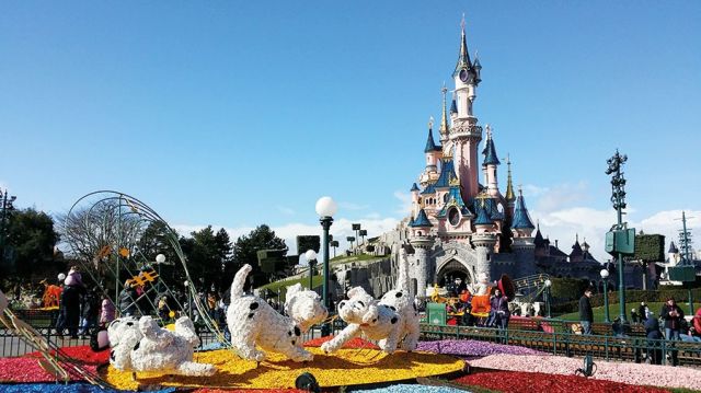 ديزني- لاند في باريس في فرنسا
