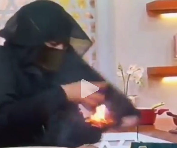 بالفيديو – اشتعل حجابها مباشرةً على الهواء.. شاهدوا ردّة فعلها الصادمة!!