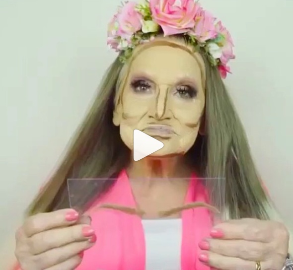 لن تصدقوا كيف أصبحت هذه العجوز بعد وضع المكياج!!