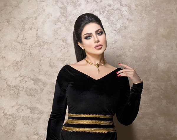 تعلّّمي تطبيق ماكياج حليمة بولند