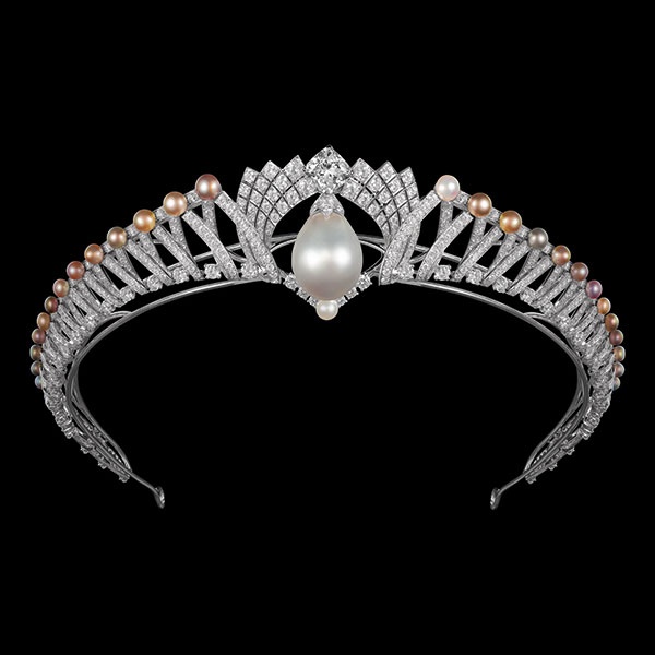 Cartier رحلة إلى الشرق