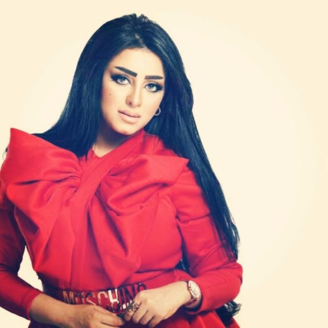 مهرة البحرينية تعترف: ابني لا يشبهني... وهذه أوضح صورة له