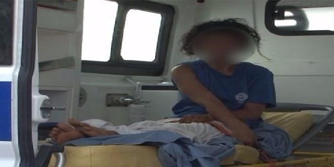 بالفيديو - قصة تهز تونس - شابة تعيش عارية مع الحيوانات في إسطبل منذ أكثر من 15 سنة.. وما علاقة والدها الطبيب؟