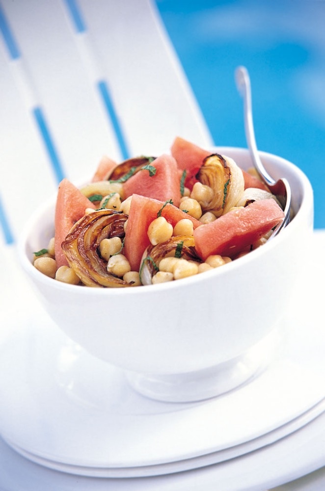 الحمص والبصل المشوي