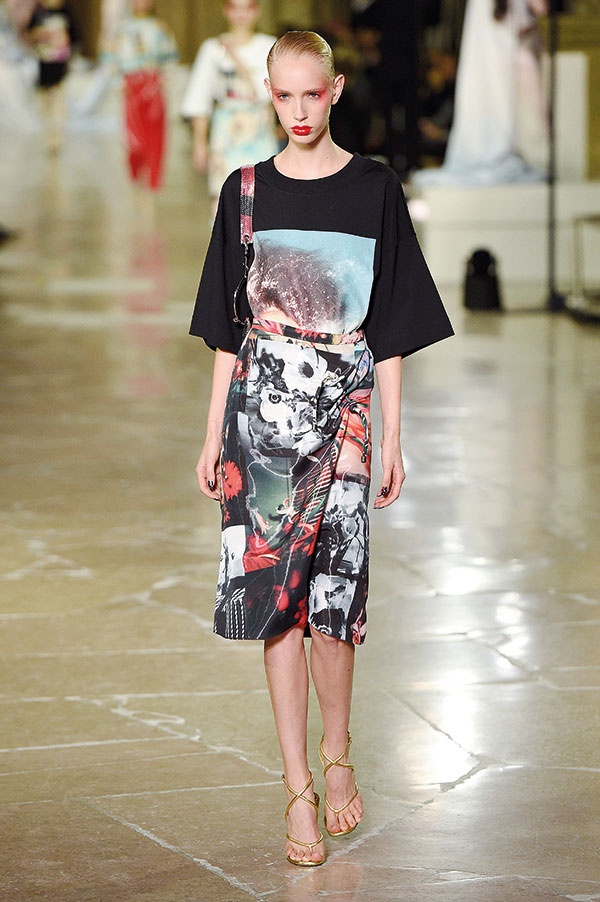 Kenzo... أزياء باريس لصيف 2017