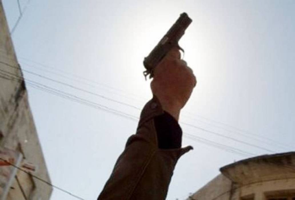 حادث مروّع - أطلق الرصاص احتفالاً بنجاح ابنه فقتله