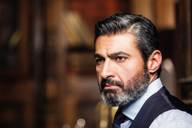 ياسر جلال في  «ظل الرئيس»