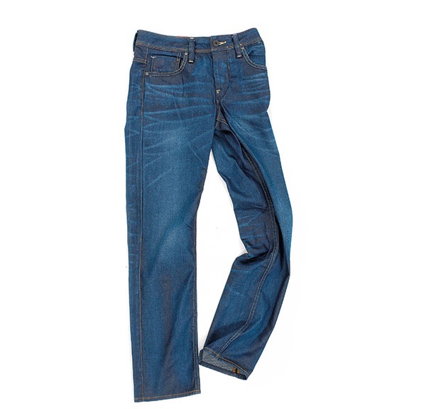 Jeans أسطورة اجتاحت العالم أجمع